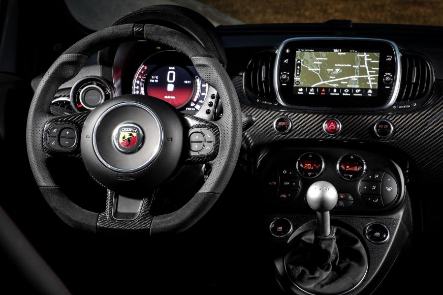 Торпедо Abarth 595 esseesse (312) 2019 года  (WW) (фото 33 из 44)